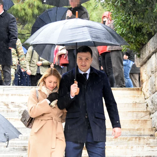 Τζένη Μπαλατσινού - Βασίλης Κικίλιας | Το ταξίδι στις Βρυξέλλες και η ενημέρωση για τον κορονοϊό (pics)