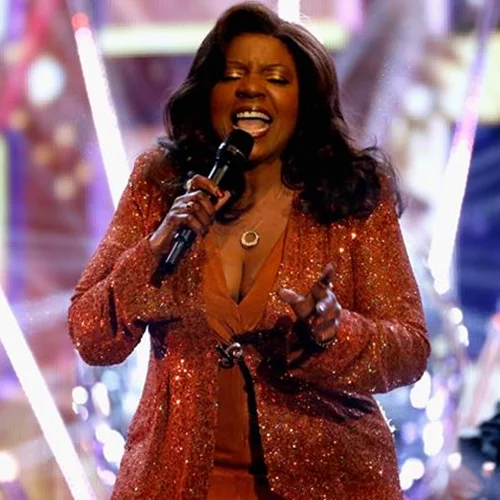 #iWillSurviveChallenge | Η μουσική πρόκληση της Gloria Gaynor ενάντια στον κορονοϊό