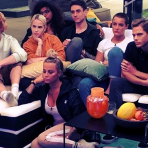 H στιγμή που οι έγκλειστοι παίκτες του Big Brother μαθαίνουν για τον κορονοϊό