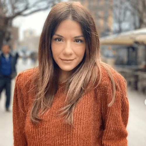 Βάσω Λασκαράκη | Οι αναρτήσεις της χωρίς ίχνος μακιγιάζ