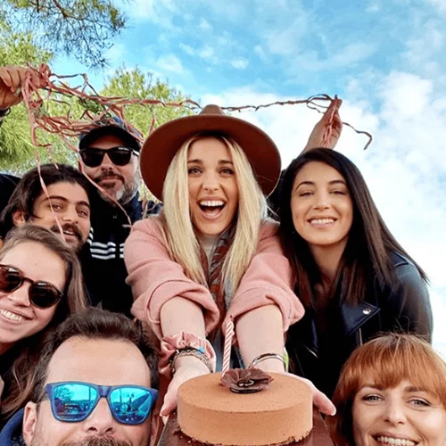 Κεφάλαιο γενέθλια | Πέντε γνωστές Ελληνίδες που γιόρτασαν τα γενέθλιά τους (+ οι τούρτες έκπληξη)