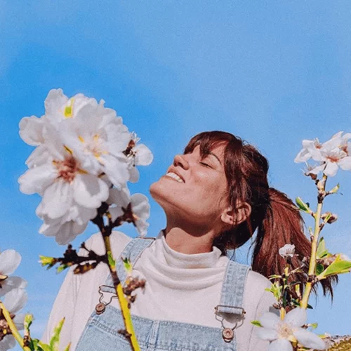 Μαίρη Συνατσάκη | Η άποψή της για τον κορονοϊό και η συμβουλή της προς τους νέους