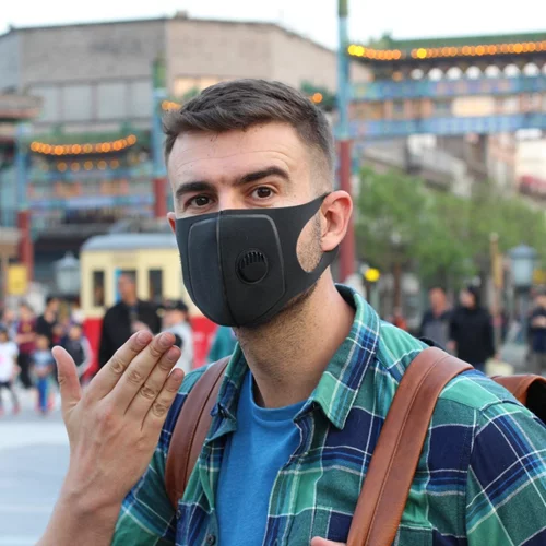 Κορονοϊός στα χρόνια του Twitter | Η δύσκολη εποχή μέσα από το χιούμορ των χρηστών