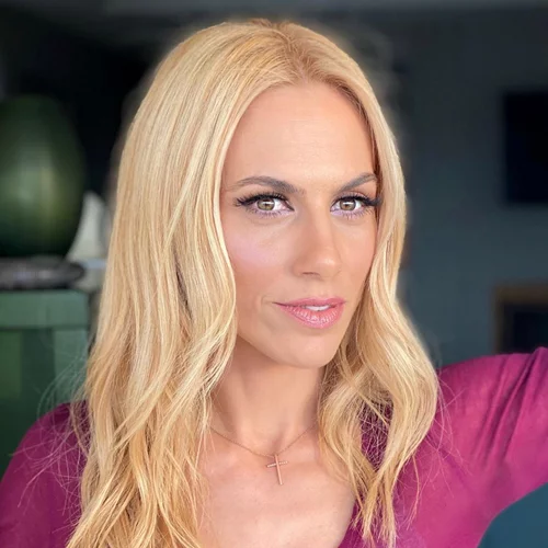 Η Ντορέττα Παπαδημητρίου μας συστήνει για πρώτη φορά τη μητέρα της