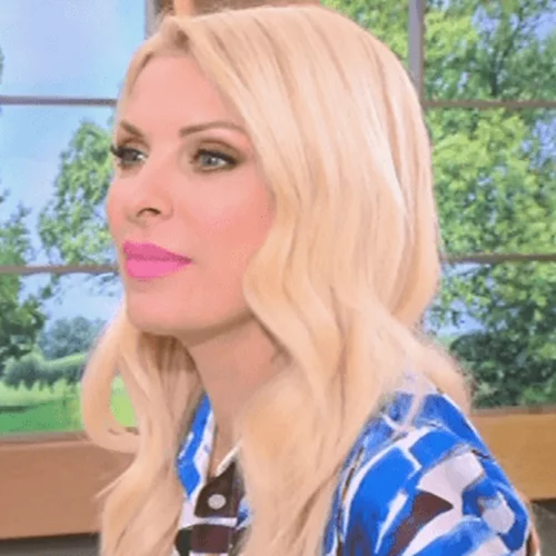 Ελένη Μενεγάκη | Αυτά είναι τα σχέδιά της για το Σαββατοκύριακο