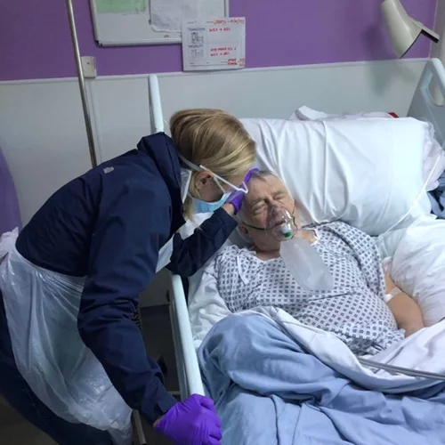 Πέθανε από κορονοϊό ο πατέρας γνωστής ηθοποιού | Η φωτογραφία της από το νοσοκομείο