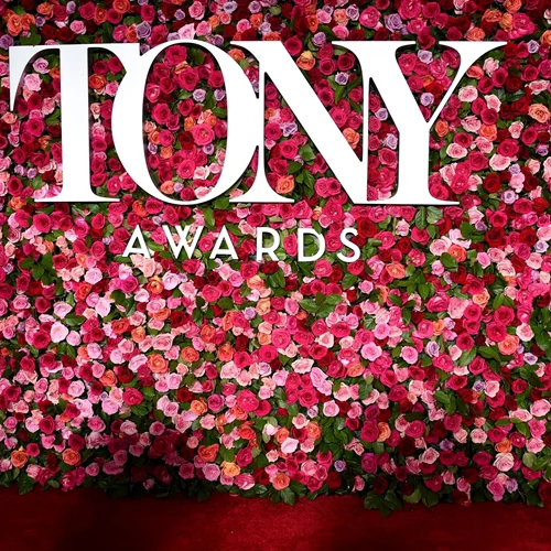 Tony Awards | Αναβλήθηκαν λόγω κορονοϊού
