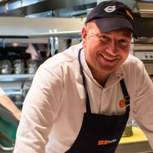 Έκτορας Μποτρίνι | Πέθανε συγγενικό του πρόσωπο από κορονοϊό