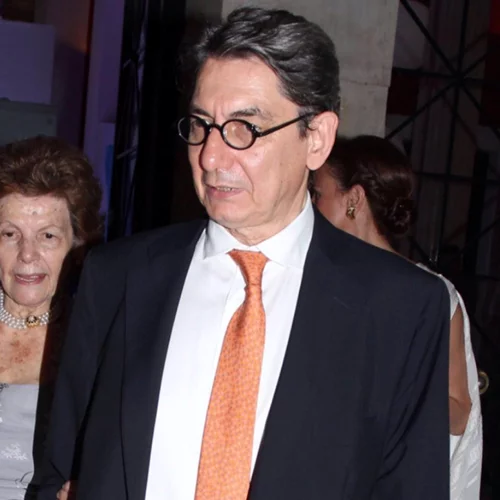 Γιάννης Βαρδινογιάννης | Στην εντατική με κορονοϊό