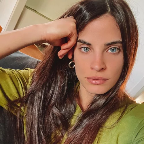 Πρώτη φορά «ξανθιά» | Το hair look της Χριστίνας Μπόμπα που δίχασε