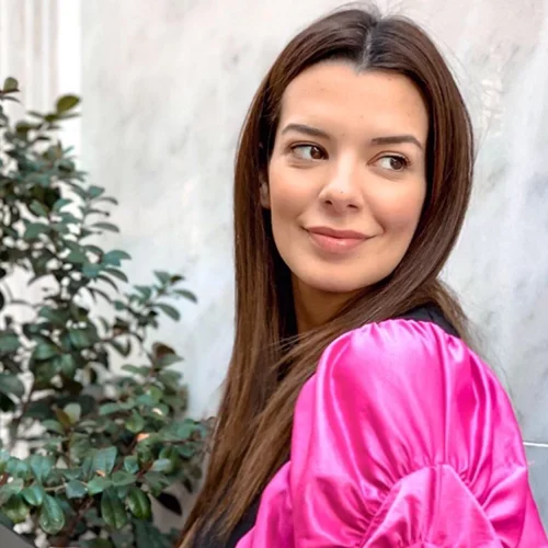 Νικολέττα Ράλλη | Να γιατί θεωρείται από τις πιο καλλίγραμμες μαμάδες της ελληνικής showbiz