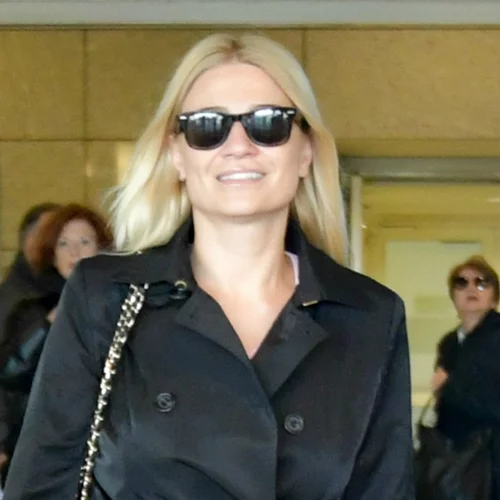 Φαίη Σκορδά | Το casual look που επέλεξε στο αεροδρόμιο