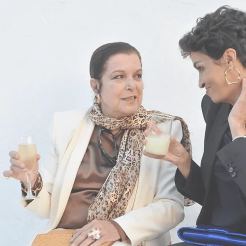 Leïla Menchari: Έφυγε από τη ζωή η δημιουργός των εμβληματικών βιτρίνων του Hermès αφήνοντας πίσω της ένα σπουδαίο έργο