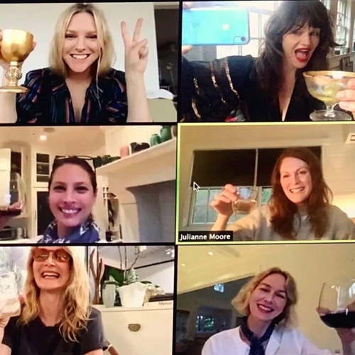 Γυναικεία υπόθεση | Η Helena Christensen μόλις ανακάλυψε «το καλύτερο bar της πόλης»