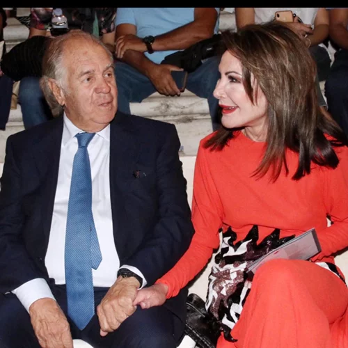 Οικογένεια Θεόδωρου και Γιάννας Αγγελόπουλου | Δωρεά 1.000.000€ στο ΕΣΥ για τον κορονοϊό