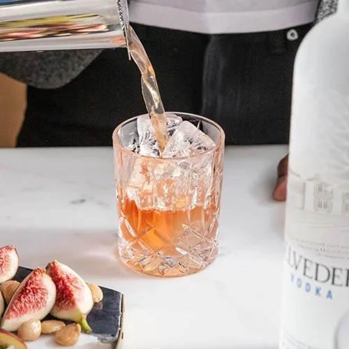 Η Belvedere Vodka δίνει μια διαφορετική νότα στις σπιτικές βραδιές