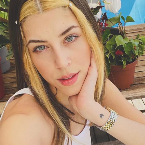 Demy | Νέες φωτογραφίες με το καινούριο hairlook που δίχασε