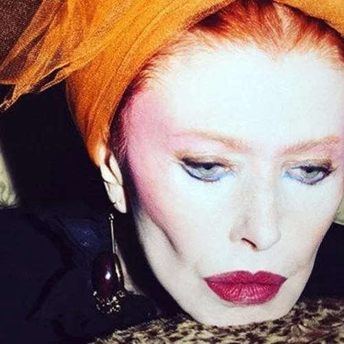 «Η αυτοπεποίθηση έρχεται με τα χρόνια» | Η 79χρονη καλλονή θέλει να μοιραστεί μαζί μας όσα ξέρει