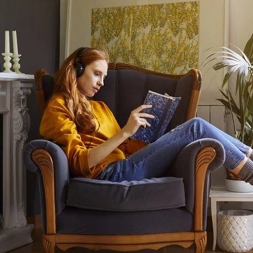 H αγάπη και το χιούμορ απέναντι στην πιο σκληρή εποχή