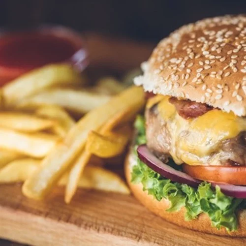 Η συνταγή του Αλέξανδρου Τσιοτίνη για αφράτα burger buns