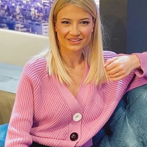 5 κομμάτια κλειδιά που επιλέγουν οι Ελληνίδες παρουσιάστριες στα home looks τους