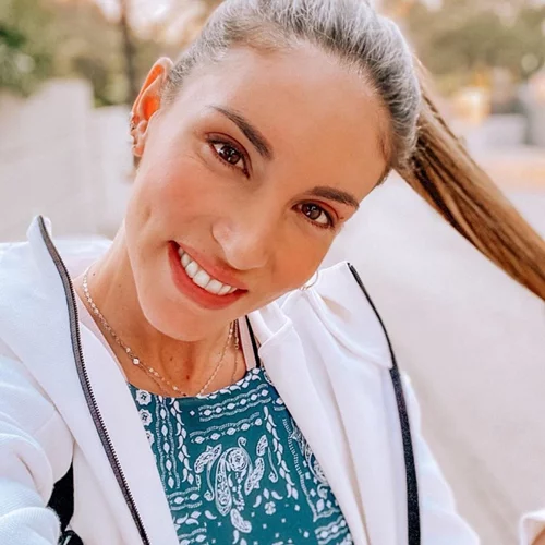 Αθηνά Οικονομάκου | Τα γενέθλια εν μέσω καραντίνας και οι ευχές (pic)