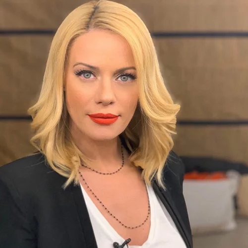 Η Ζέτα Μακρυπούλια με καστανά μαλλιά | Ναι ή όχι;