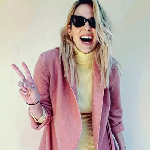 Μαντώ Γαστεράτου | Έξι μήνες μετά τη γέννα, ποζάρει με μαγιό και στέλνει ένα πολύ σημαντικό μήνυμα