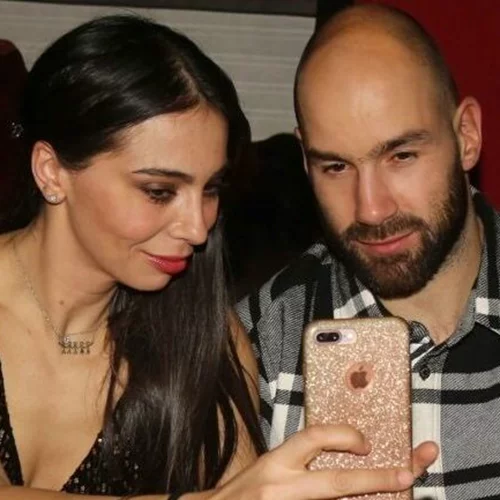 Βασίλης Σπανούλης - Ολυμπία Χοψονίδου | Δείπνο μαζί με τη... μπέμπα Σπανούλη