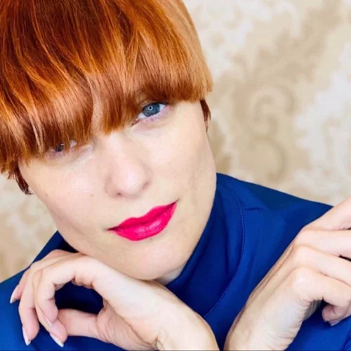 Τέλος εποχής για το ginger | Η Αναστασία Περράκη έβαψε ξανά τα μαλλιά της