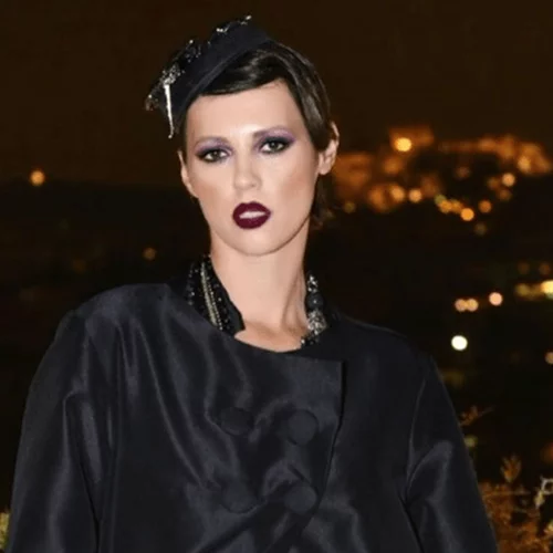 Η Ραμόνα Βλαντή "κατακεραυνώνει" τις διάσημες | "Σπάνια μου αρέσει ντύσιμο της Φουρέιρα. Βλέπω την Παπαρίζου και λέω "τι φόρεσε πάλι;""