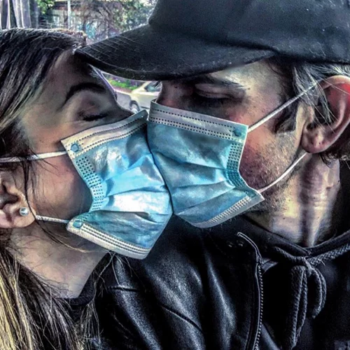 Η Αλεξάνδρα Ταβουλάρη και ο Στράτος Διακάκης παντρεύονται λίγο πριν γίνουν γονείς (pics)