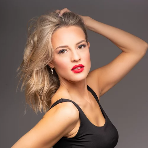 #Μένουμε_σπίτι με την Ιλένια Ουίλιαμς | Την Τρίτη 7 Απριλίου live στο Instagram του Missbloom