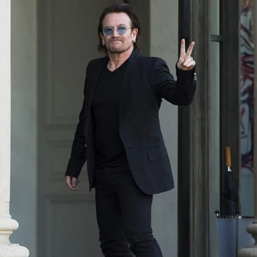 Ο Bono έγινε 60 ετών και δημοσίευσε τα 60 τραγούδια που του έσωσαν τη ζωή