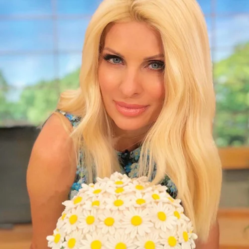 Ελένη Μενεγάκη | Η πρώτη δημοσίευση μετά την ανακοίνωση της αποχώρησής της: «Πάντα θα είμαστε μαζί»