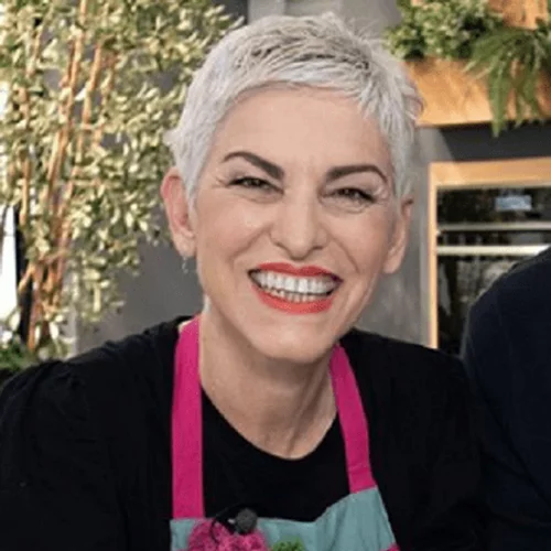 Ελένη Ψυχούλη | Το ρετρό σπίτι της στο Παγκράτι στο οποίο μετακόμισε πριν από δύο χρόνια (pics)