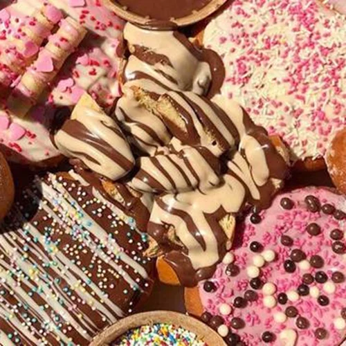 Άνοιξε επιτέλους στην Αθήνα το Jerry’s Foodtruck με τα απίθανα donuts και τα γλυκά burgers