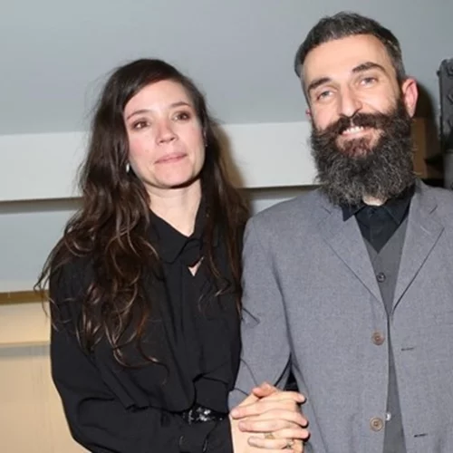 Άρης Σερβετάλης | Οι αντιδράσεις για τη Θεία Κοινωνία στην κατάψυξη & η βαθιά σχέση του με τη θρησκεία μετά από ατύχημα όταν ήταν τεσσάρων ετών