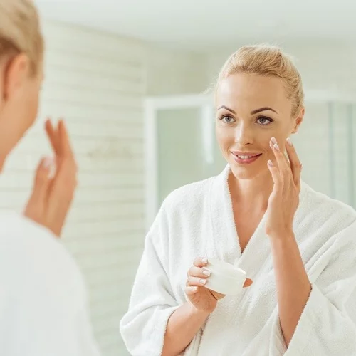 Oι 10 καλύτερες αντιγηραντικές κρέμες προσώπου που μπορείς να αγοράσεις τώρα