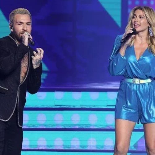 J2US «Δεύτερη Πρεμιέρα» | Κωνσταντίνα Σπυροπούλου: Η αμηχανία της Βανδή στο 2ο show & η αυστηρή παρατήρηση του Φασουλή