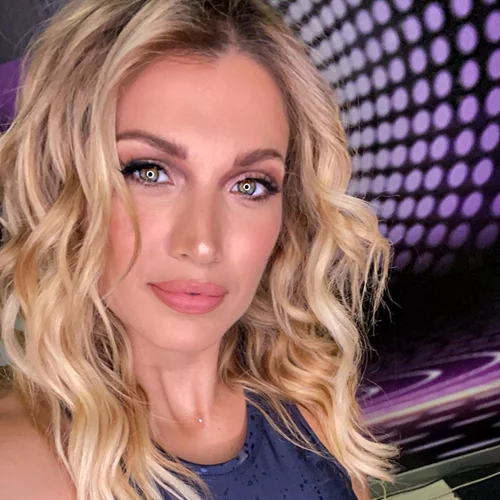 Κωνσταντίνα Σπυροπούλου | Φανερά αδυνατισμένη ποζάρει στην πρώτη bikini pic του καλοκαιριού