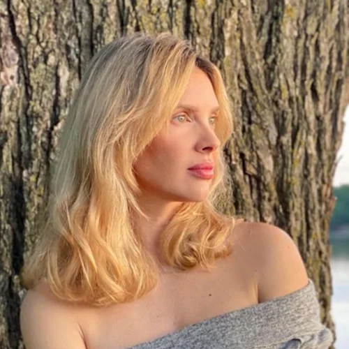 Χριστίνα Αλούπη | Ο σύζυγός της τής έκανε ανταύγειες στο σπίτι και αυτό είναι το αποτέλεσμα