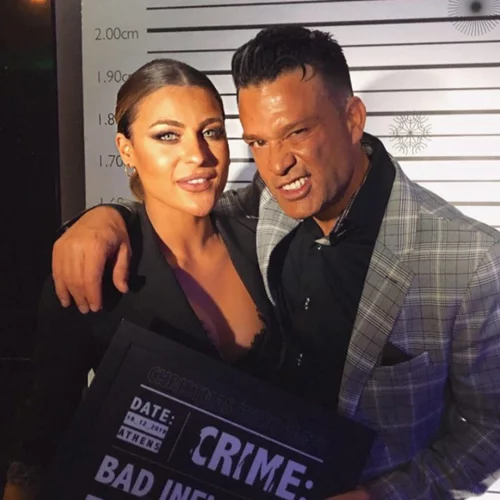 Κώστας Σόμμερ | Η έκπληξη από τη νέα του σύντροφο για τα γενέθλιά του και οι στιγμές δίπλα στην πισίνα