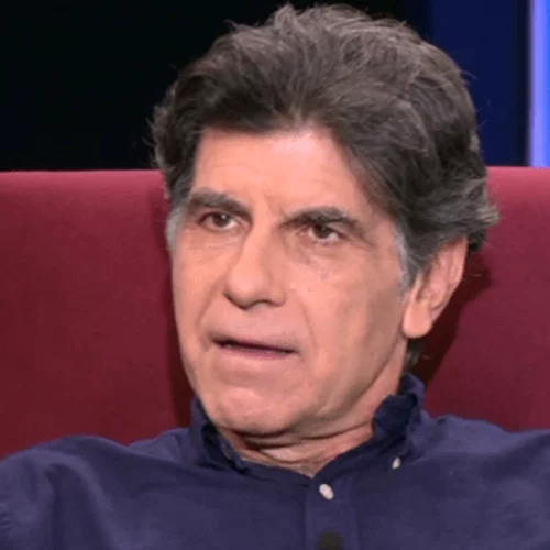 Ο Γιάννης Μπέζος αποκαλύπτει: "Το συζητούσα τις προάλλες με την Άννα-Μαρία Παπαχαραλάμπους"