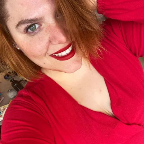 Τέλος ΚΑΙ τα ginger μαλλιά για τη Δανάη Μπάρκα | Η ηθοποιός έγινε ξανθιά