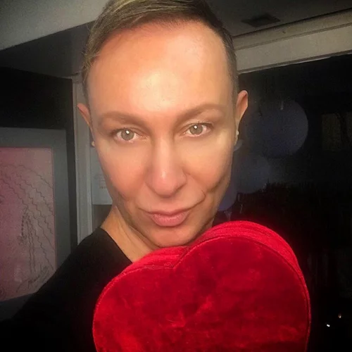 Βασίλειος Κωστέτσος | Φωτογραφίες από το μοντέρνο σπίτι του σχεδιαστή (vid, pics)