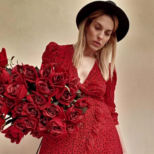 Μαντώ Γαστεράτου | Η σιλουέτα της 4 μήνες μετά τη γέννηση του γιου της