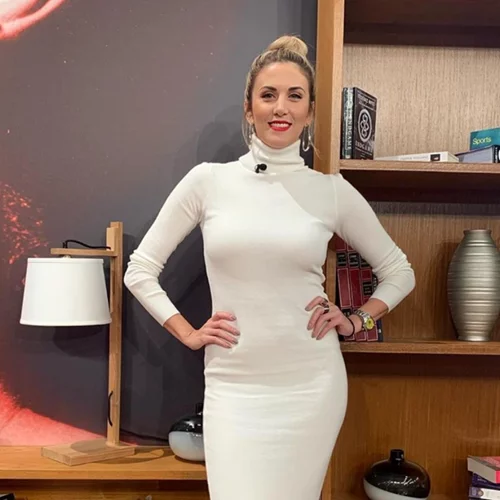 Φωτεινή Πετρογιάννη | Πλάνα από το minimal σπίτι της παρουσιάστριας