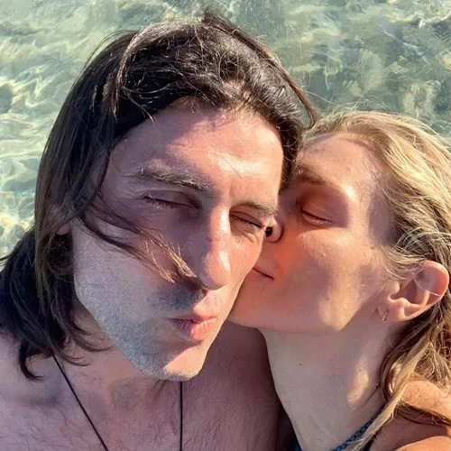 Ζέτα Δούκα - Μιχάλης Χατζαντωνάς | Οι τρυφερές φωτογραφίες τους και η αλλαγή που έκανε στην εμφάνισή της η ηθοποιός μετά την επέμβαση