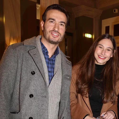Φωτεινή Αθερίδου | Οι σπάνιες δηλώσεις για τον σύντροφό της, Κωνσταντίνο Μαγκλάρα, και τον γιο τους (vid)